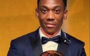 CĐV Man United phát cuồng vì De Gea và Martial